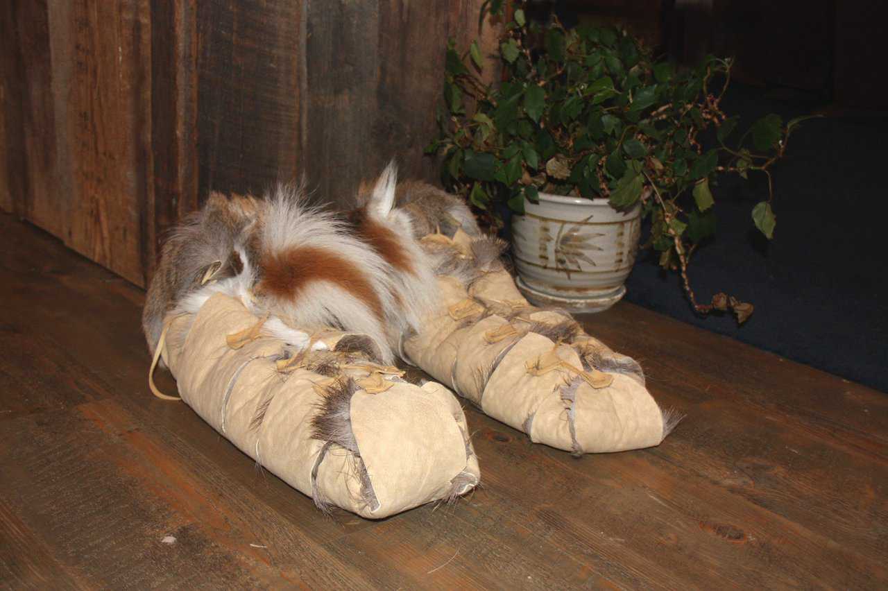 hobbit feet shoe covers