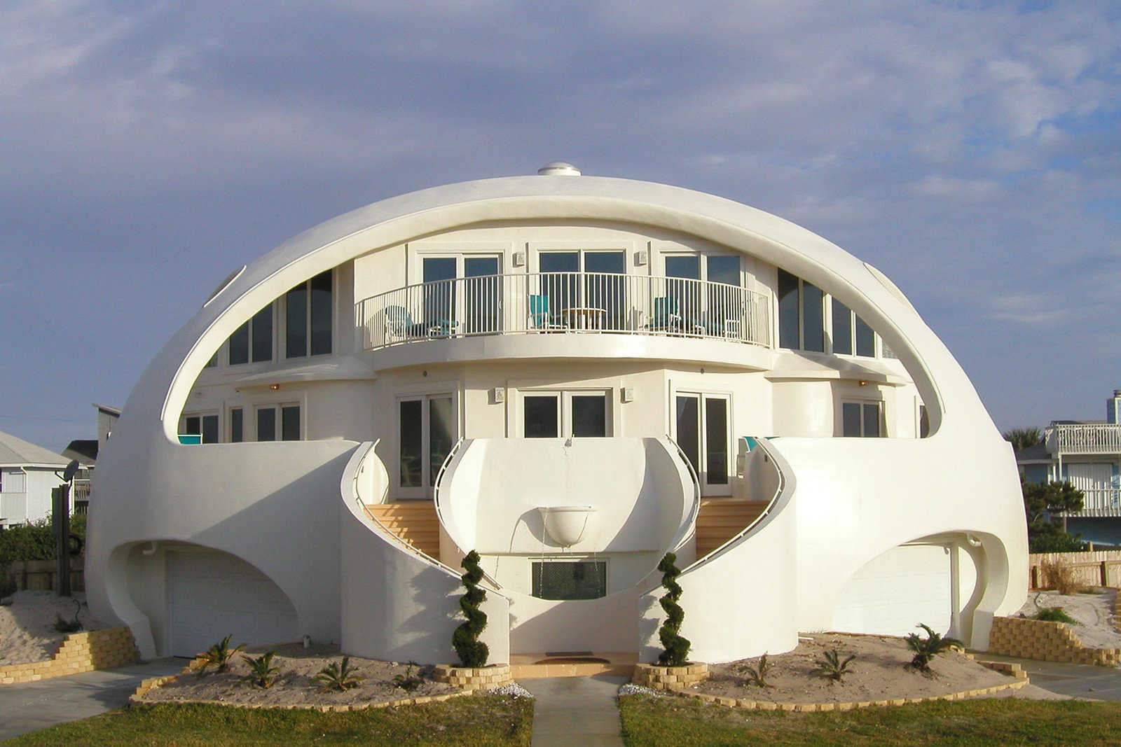 Building Beautiful Luxury Domes Monolithic Dome Institute