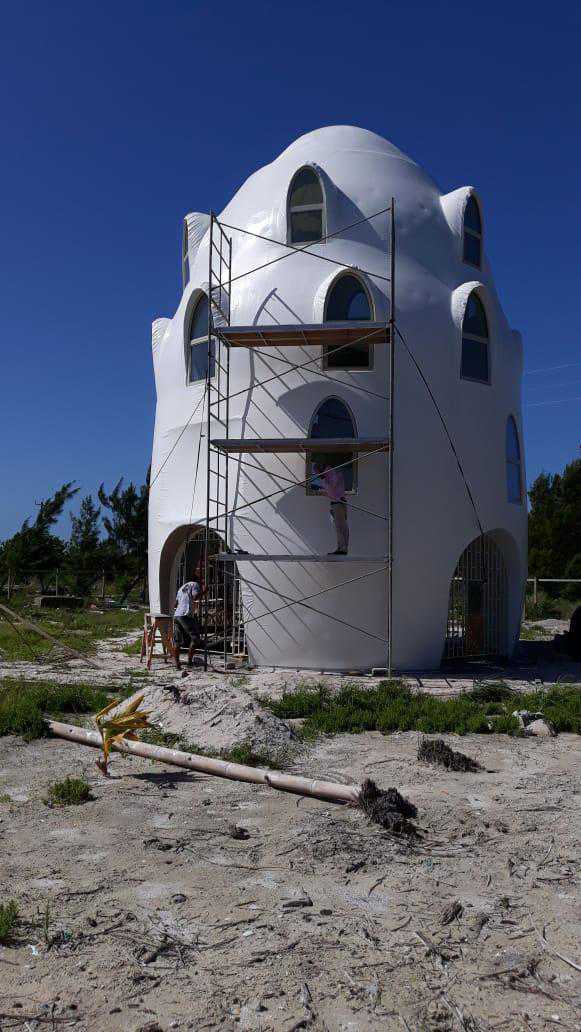 Dave And Mary Spellings’ Palapa Pineapple Taking Shape In Belize 